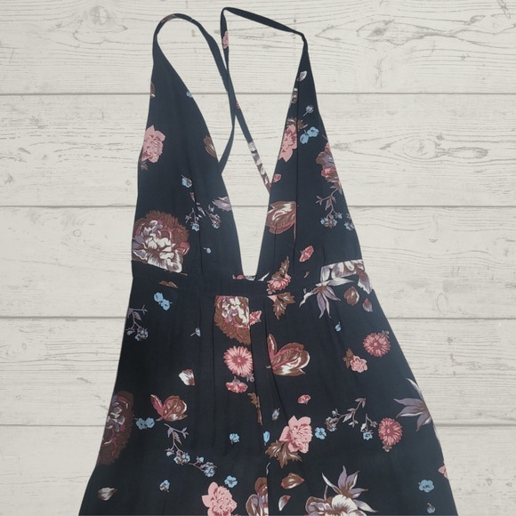 Faithfull the Brand Shutterbabe Jumpsuit in Nightingale - Picture 3 of 9